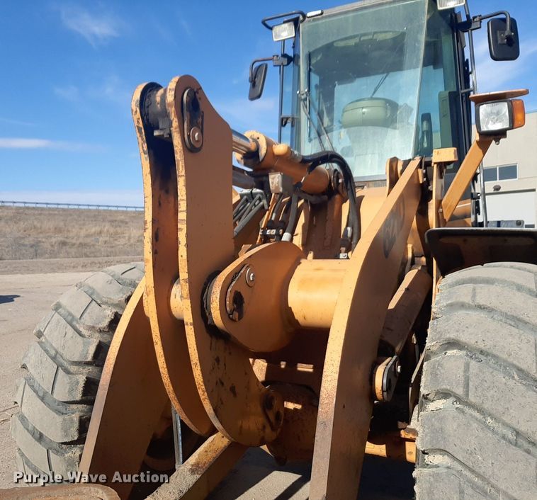 image for item DP2617 2005 Case 621D wheel loader