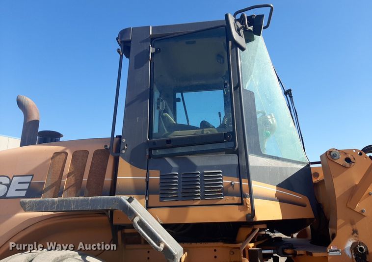 image for item DP2617 2005 Case 621D wheel loader