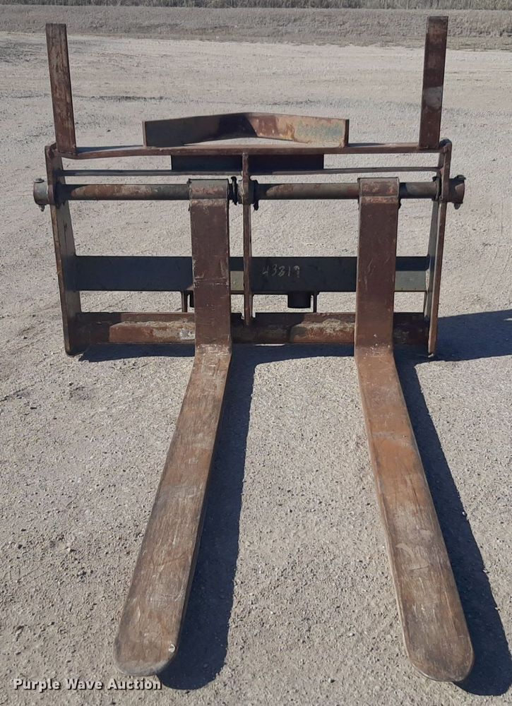 image for item DP2617 2005 Case 621D wheel loader