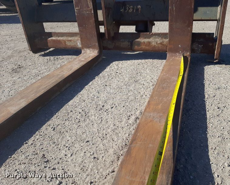 image for item DP2617 2005 Case 621D wheel loader