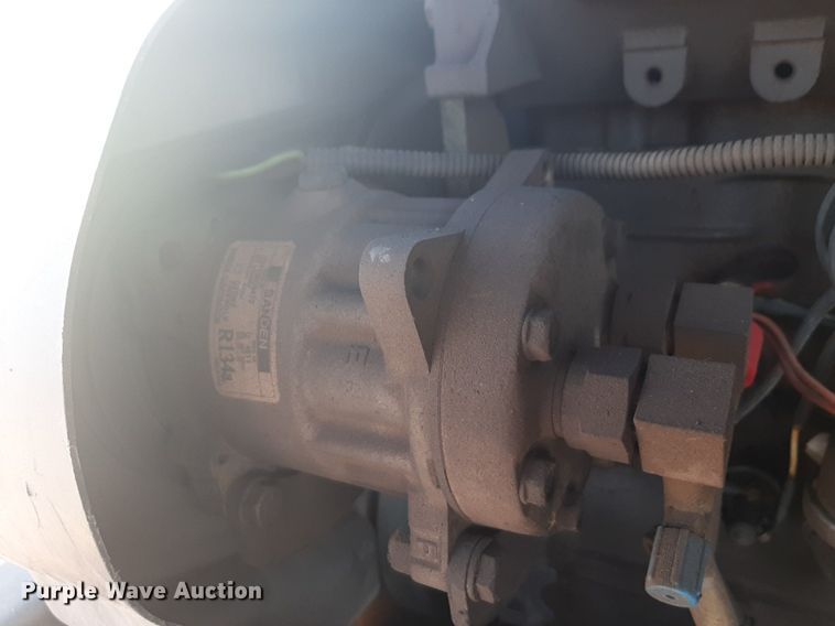 image for item DP2617 2005 Case 621D wheel loader