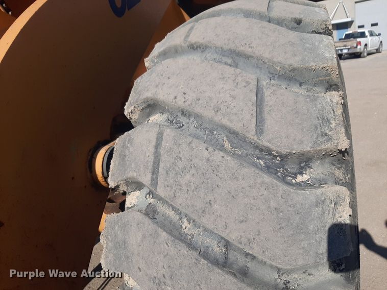 image for item DP2617 2005 Case 621D wheel loader