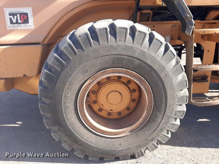 image for item DP2617 2005 Case 621D wheel loader