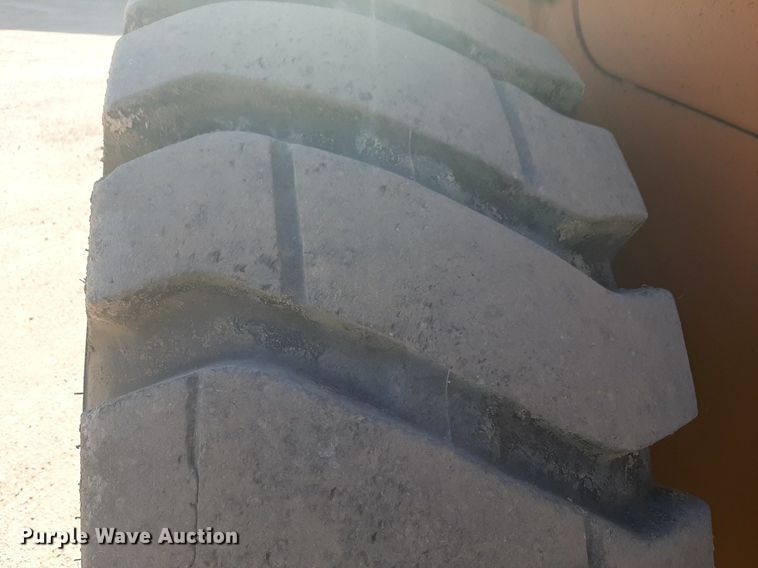 image for item DP2617 2005 Case 621D wheel loader