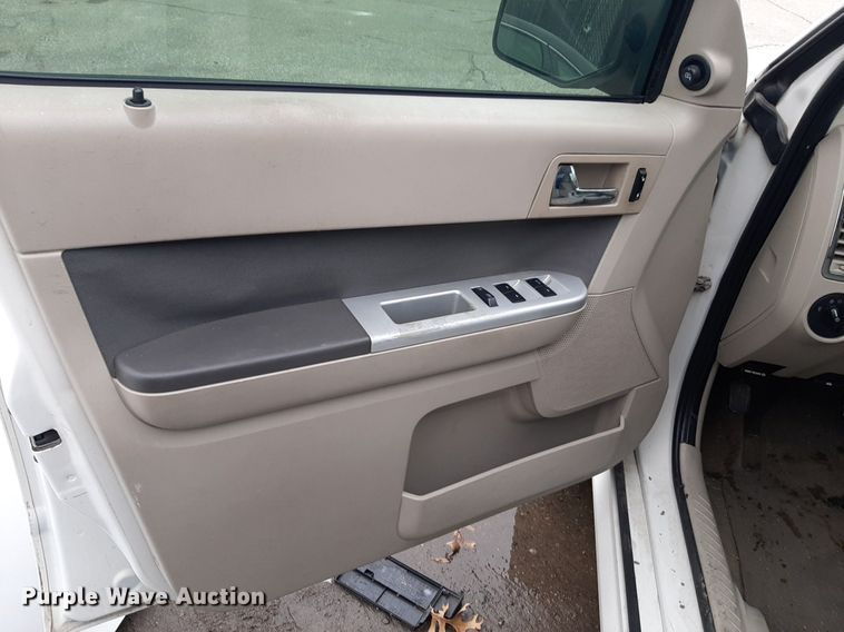 image for item DP2659 2009 Mercury  Mariner Hybrid SUV