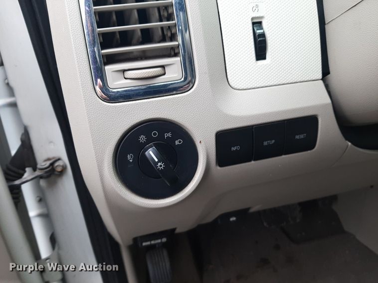 image for item DP2659 2009 Mercury  Mariner Hybrid SUV