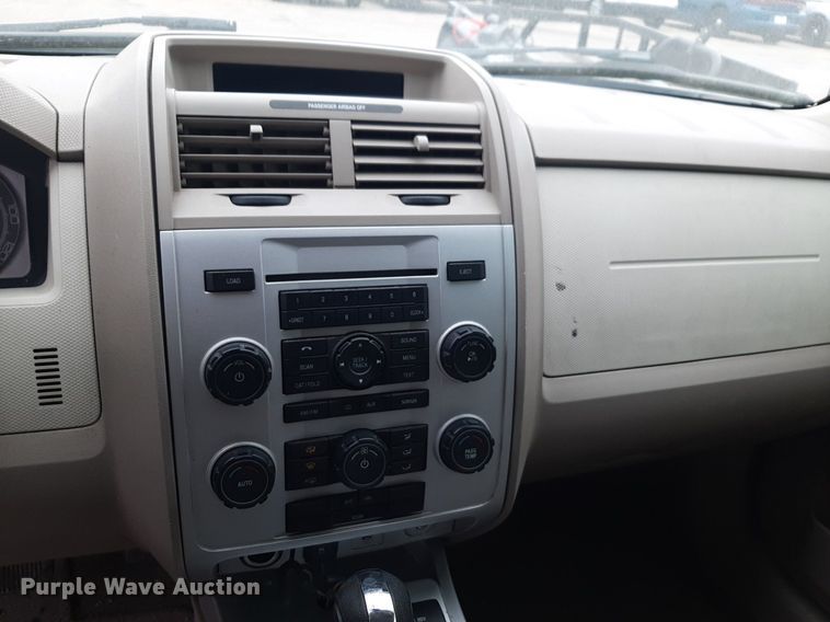 image for item DP2659 2009 Mercury  Mariner Hybrid SUV