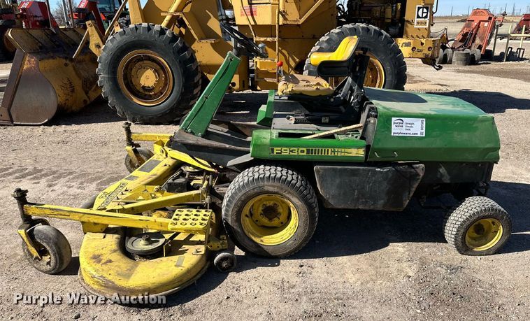 image for item DQ1585 John Deere F930 lawn mower