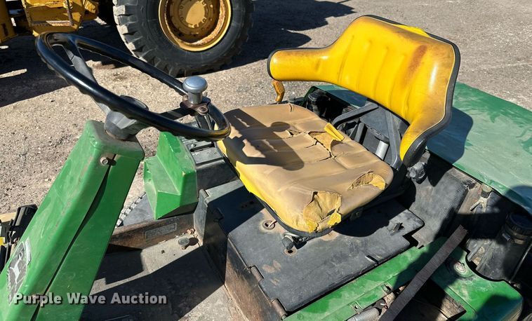 image for item DQ1585 John Deere F930 lawn mower
