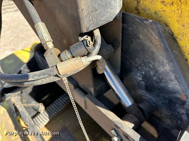 image for item DQ1585 John Deere F930 lawn mower