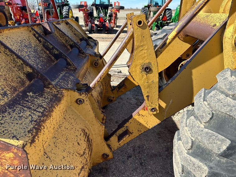 image for item DQ1586 1982 Caterpillar 930  wheel loader