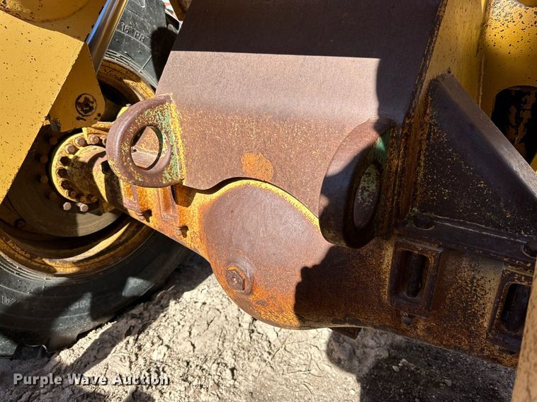 image for item DQ1586 1982 Caterpillar 930  wheel loader