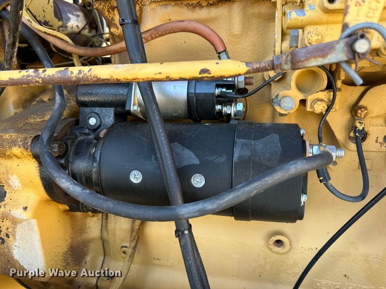 image for item DQ1586 1982 Caterpillar 930  wheel loader