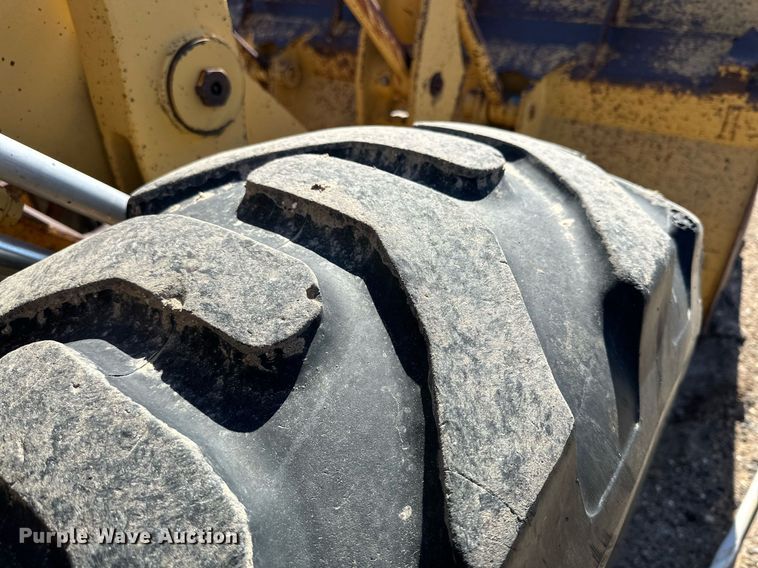 image for item DQ1586 1982 Caterpillar 930  wheel loader