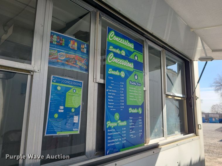 image for item DR5258 2005 Forest River concession trailer