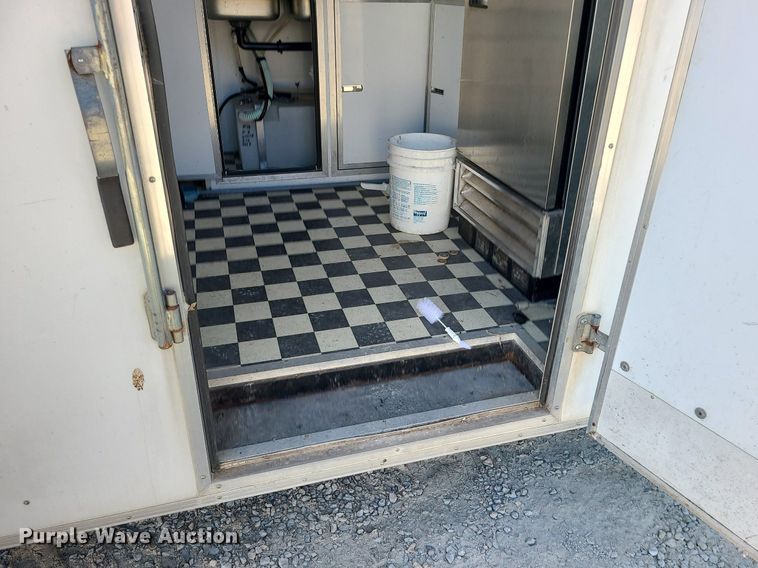 image for item DR5258 2005 Forest River concession trailer