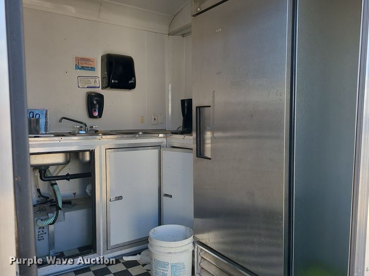 image for item DR5258 2005 Forest River concession trailer