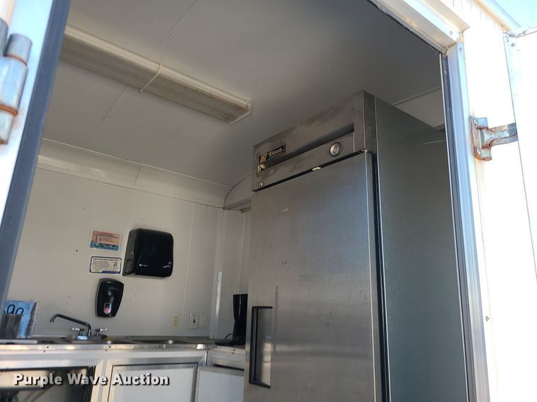 image for item DR5258 2005 Forest River concession trailer