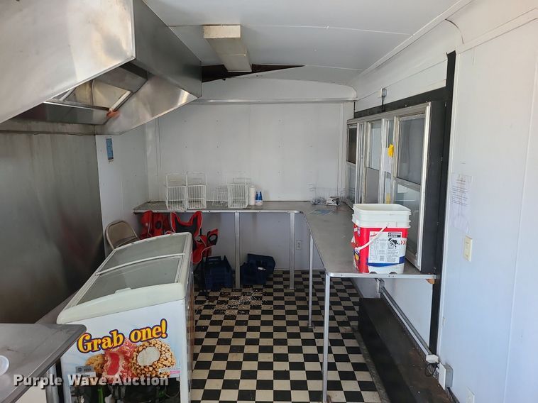 image for item DR5258 2005 Forest River concession trailer