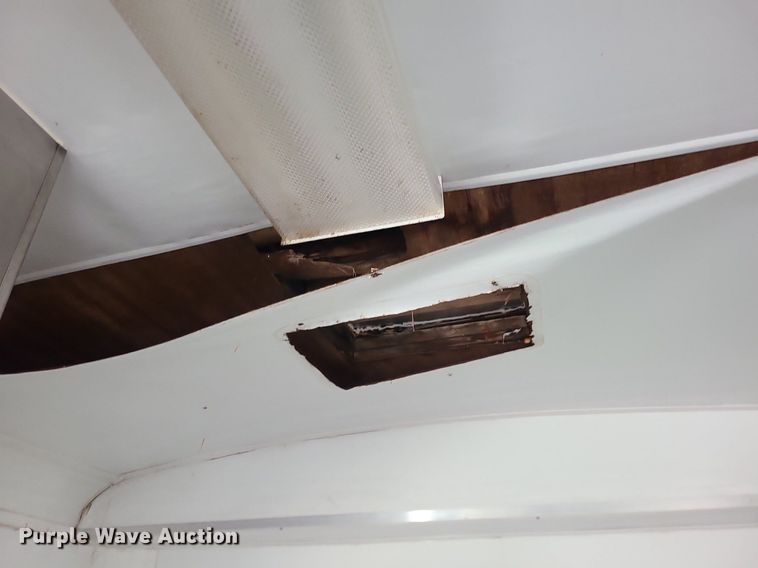 image for item DR5258 2005 Forest River concession trailer