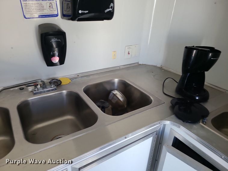 image for item DR5258 2005 Forest River concession trailer