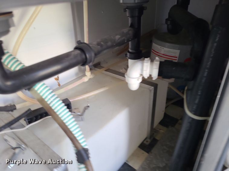 image for item DR5258 2005 Forest River concession trailer