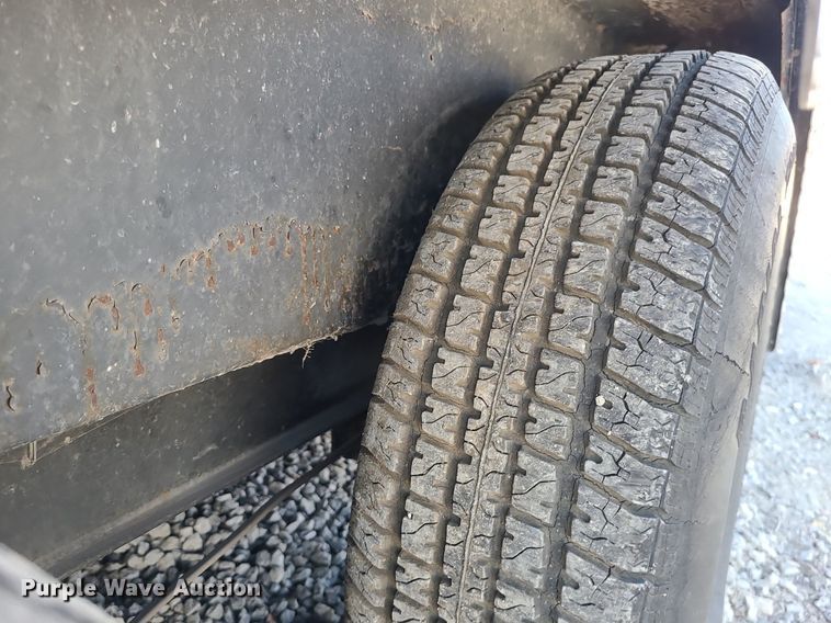 image for item DR5258 2005 Forest River concession trailer