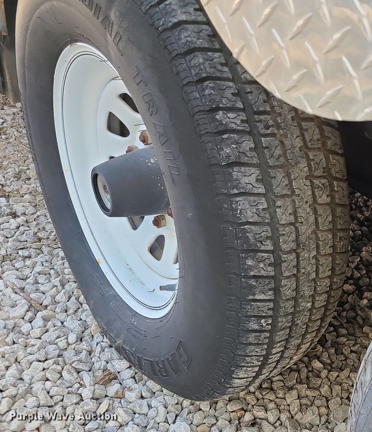 image for item DR5258 2005 Forest River concession trailer