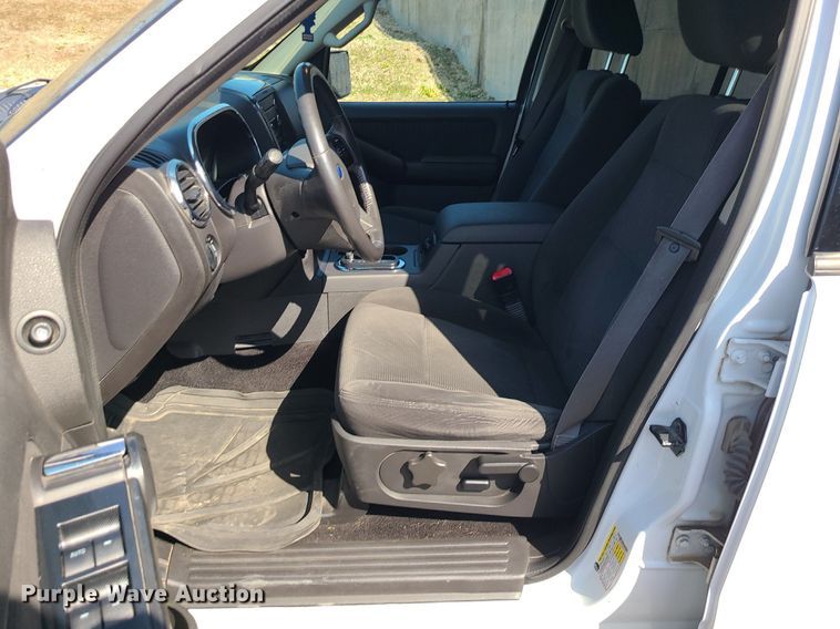 image for item DS7346 2009 Ford Explorer  SUV