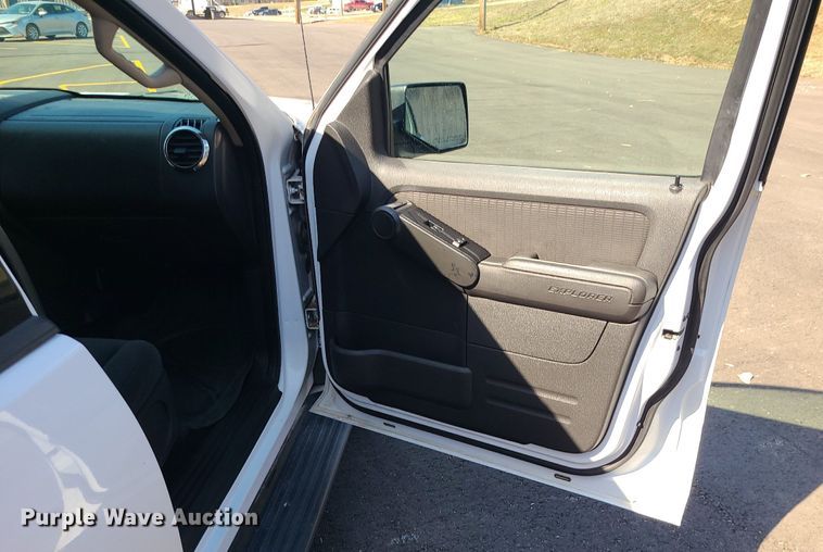 image for item DS7346 2009 Ford Explorer  SUV