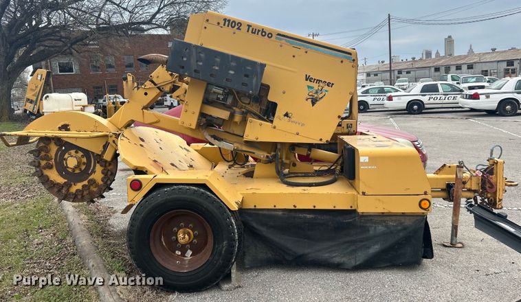 image for item EG0190 1997 Vermeer SC1102 stump grinder