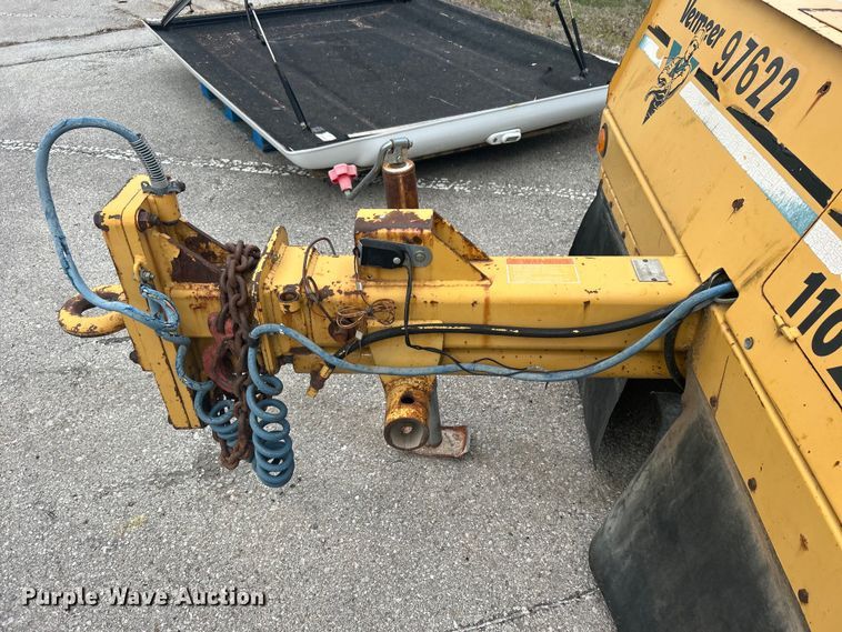 image for item EG0190 1997 Vermeer SC1102 stump grinder