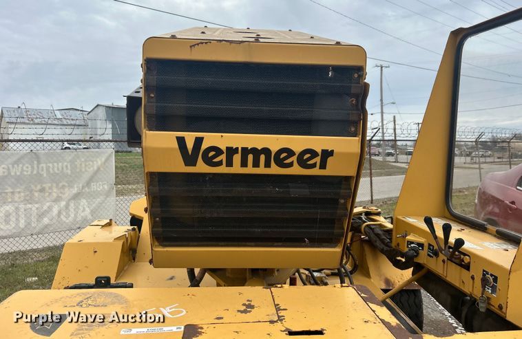 image for item EG0190 1997 Vermeer SC1102 stump grinder