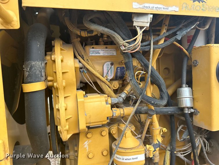 image for item EG0190 1997 Vermeer SC1102 stump grinder