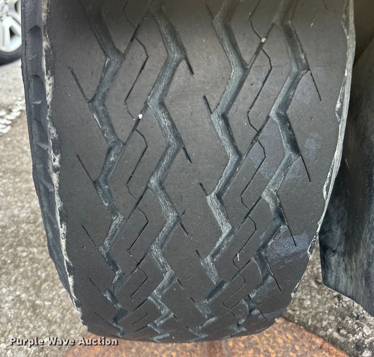 image for item EG0190 1997 Vermeer SC1102 stump grinder