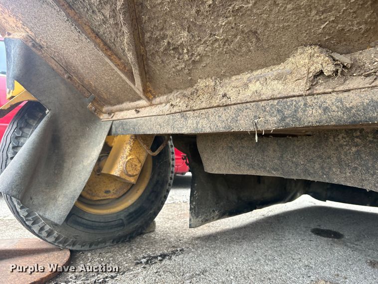 image for item EG0190 1997 Vermeer SC1102 stump grinder