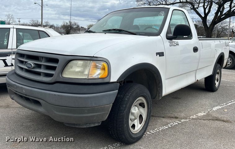 image for item EG0198 2002 Ford F150 pickup truck