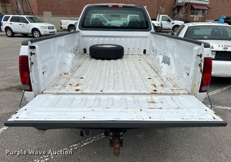 image for item EG0198 2002 Ford F150 pickup truck