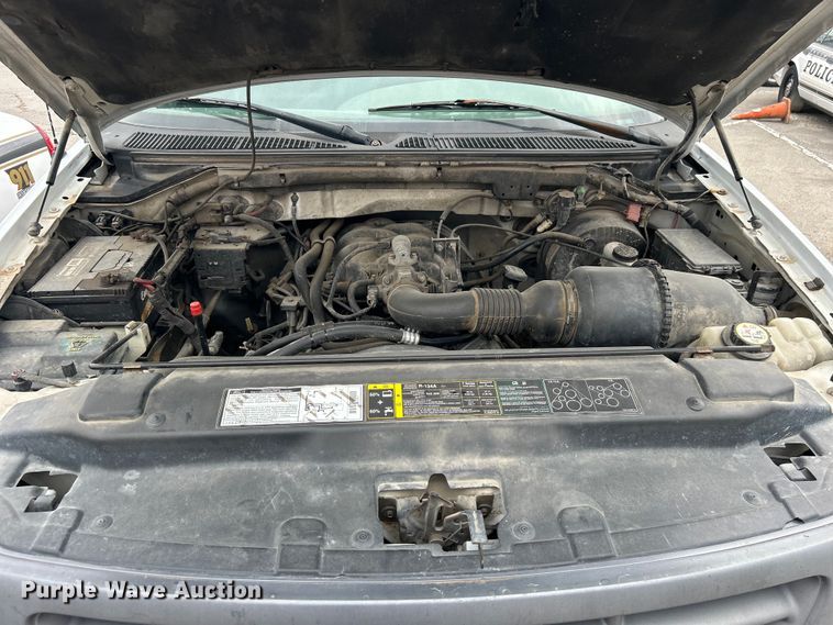 image for item EG0198 2002 Ford F150 pickup truck