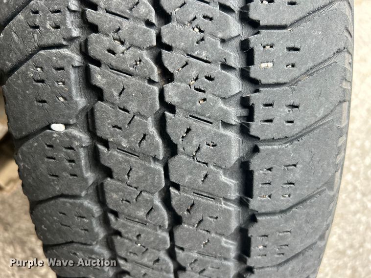 image for item EG0198 2002 Ford F150 pickup truck