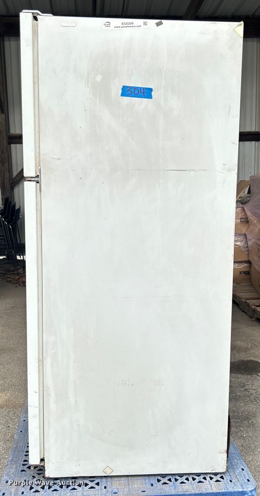 image for item EG0209 (4) refrigerators