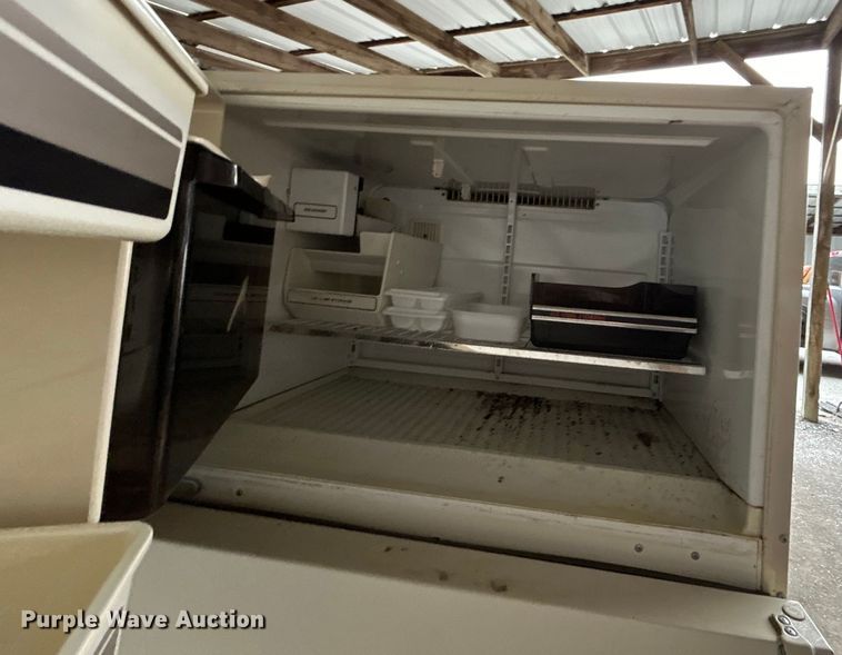 image for item EG0209 (4) refrigerators