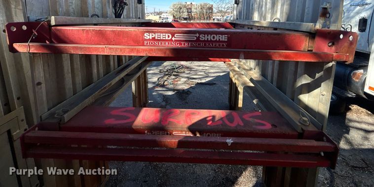 image for item EG0233 (4) Speed Shore trench boxes 