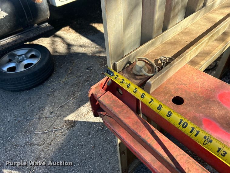 image for item EG0233 (4) Speed Shore trench boxes 