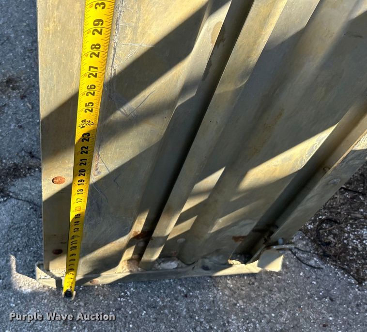 image for item EG0233 (4) Speed Shore trench boxes 