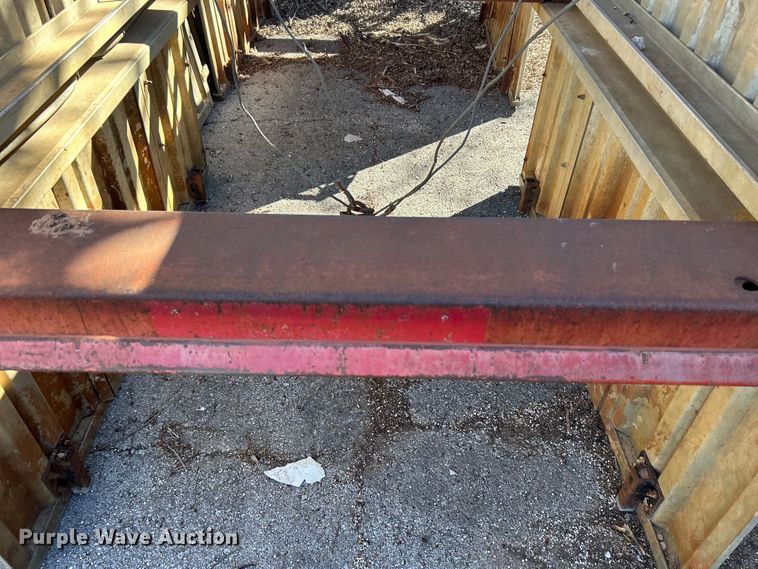 image for item EG0233 (4) Speed Shore trench boxes 