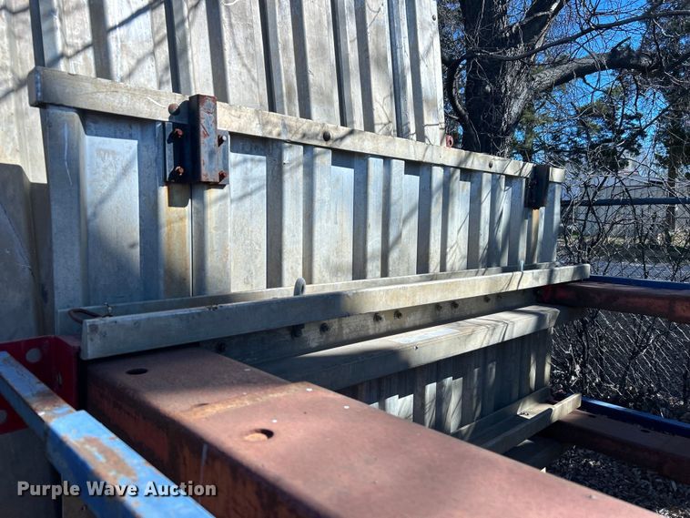 image for item EG0233 (4) Speed Shore trench boxes 