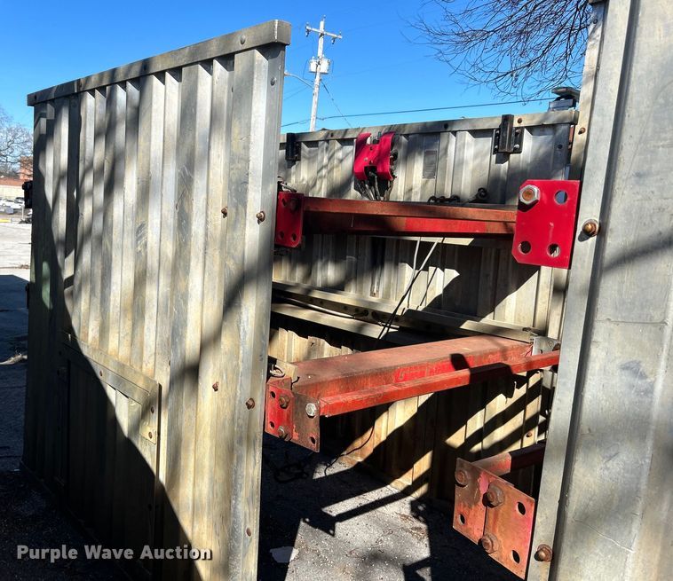 image for item EG0233 (4) Speed Shore trench boxes 