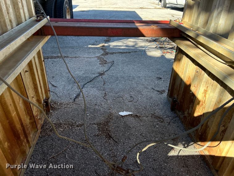 image for item EG0233 (4) Speed Shore trench boxes 