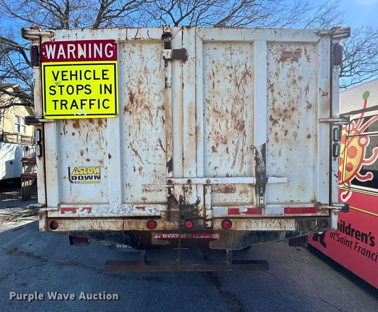 image for item EG0234 2008 International 4400 SBA dump truck